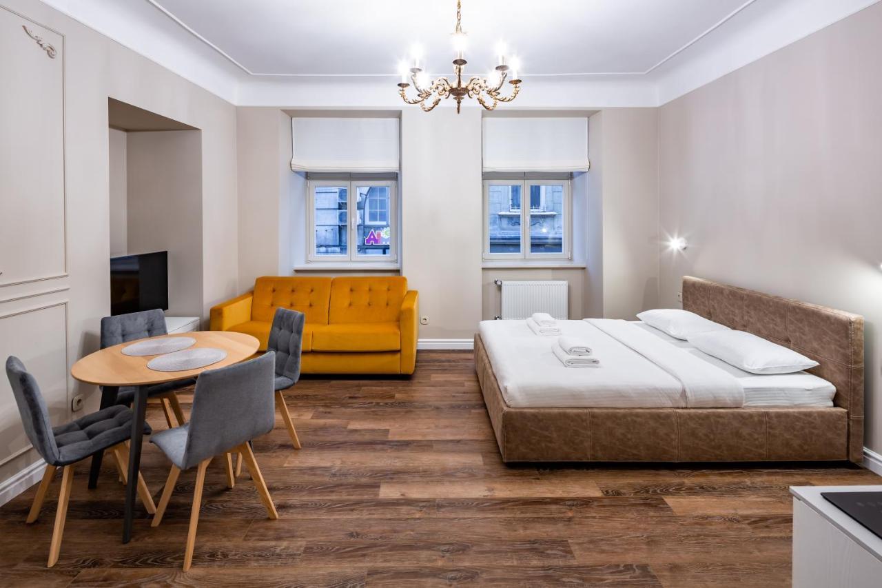 Romari Площа Катедральна 8 Appartement Lviv Buitenkant foto